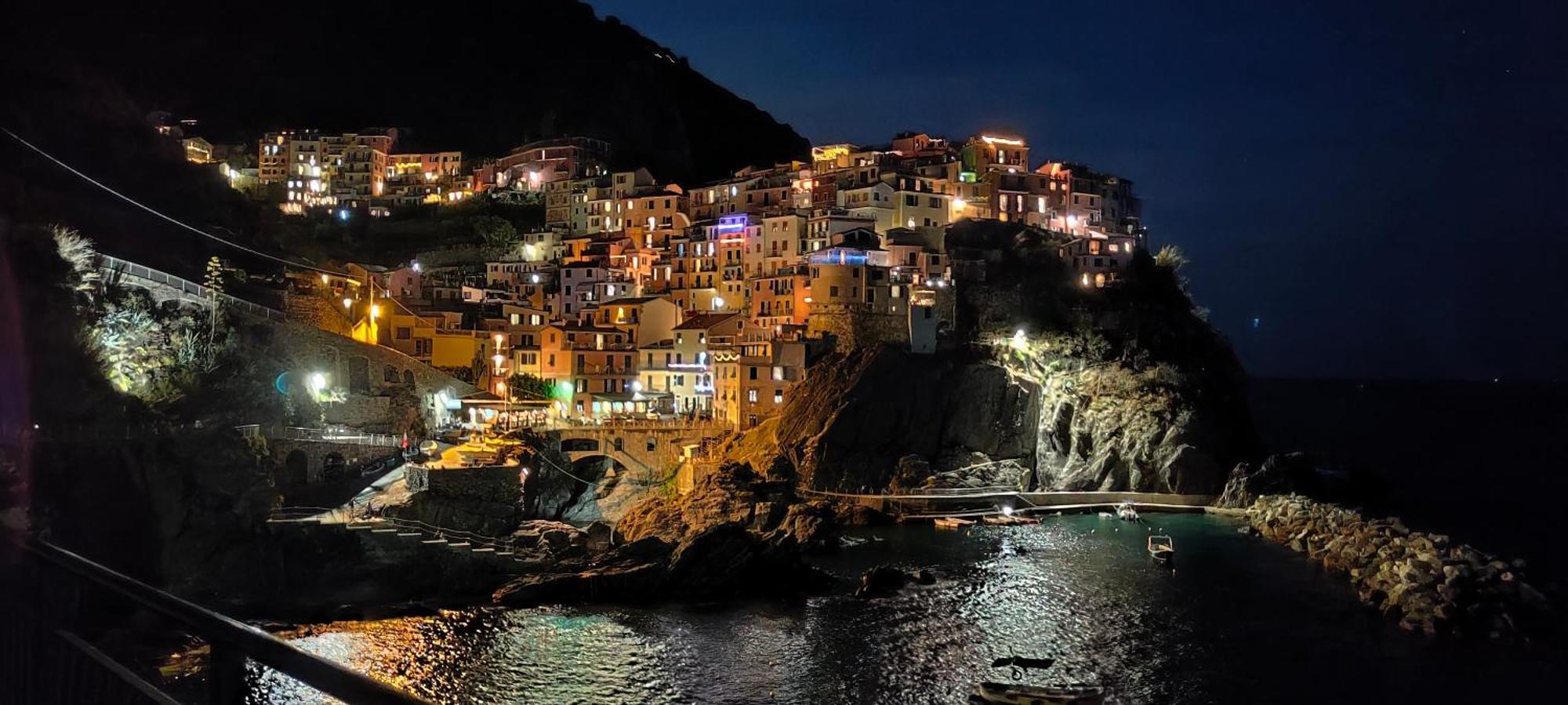 BiassaLa Casa Delle Pietre Parlanti - Casa In Pietra Ai Piedi Del Parco Delle 5 Terre住宿加早餐旅馆 外观 照片